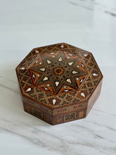 Load image into Gallery viewer, Jewelry Mosaic Wooden Handmade Box inlaid with Mother of Pearl
