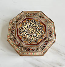 Load image into Gallery viewer, Jewelry Mosaic Wooden Handmade Box inlaid with Mother of Pearl
