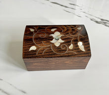 Load image into Gallery viewer, Jewelry Mosaic Wooden Handmade Box inlaid w/ Mother of Pearl
