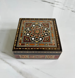 4.6 x 4.6 inches Handmade Square Mosaic Box