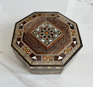 Octagon Handmade Mosaic Box. Diameter: 5.5” approx