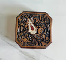 Load image into Gallery viewer, Jewelry Mosaic Handcrafted Wooden Box inlaid w/ Mother of Pearl
