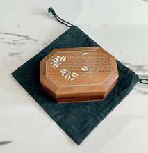 Load image into Gallery viewer, Jewelry Mosaic Wooden Handmade Box inlaid w/ Mother of Pearl
