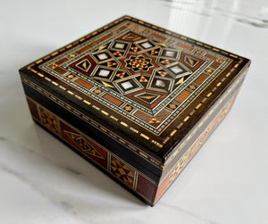 4.6 x 4.6 inches Handmade Square Mosaic Box