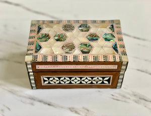 Mother of Pearl Handmade Mosaic Box. Size: 6 x 3.8 inches