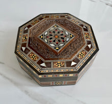 Load image into Gallery viewer, Octagon Handmade Mosaic Box. Diameter: 5.5” approx
