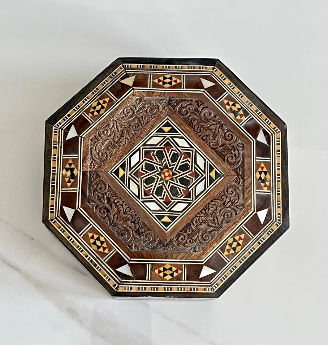 Octagon Handmade Mosaic Box. Diameter: 5.5” approx